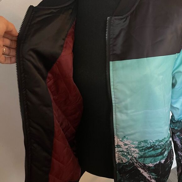 Fresh Hoods Highest Goal Bomber Jacket Sz Medium EUC unisex sizing - Picture 3 of 9